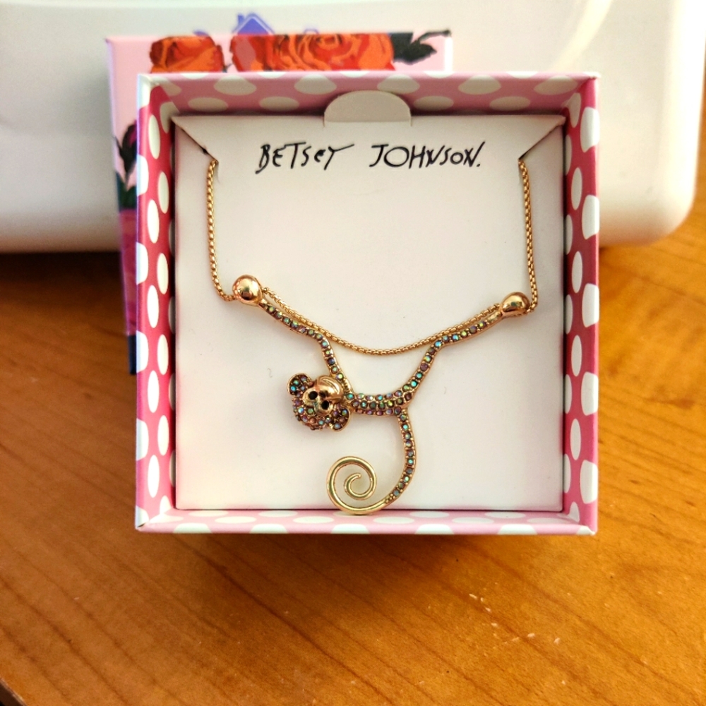 Monkey Necklace